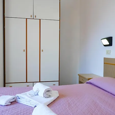 Lea Completa 2* リミニ